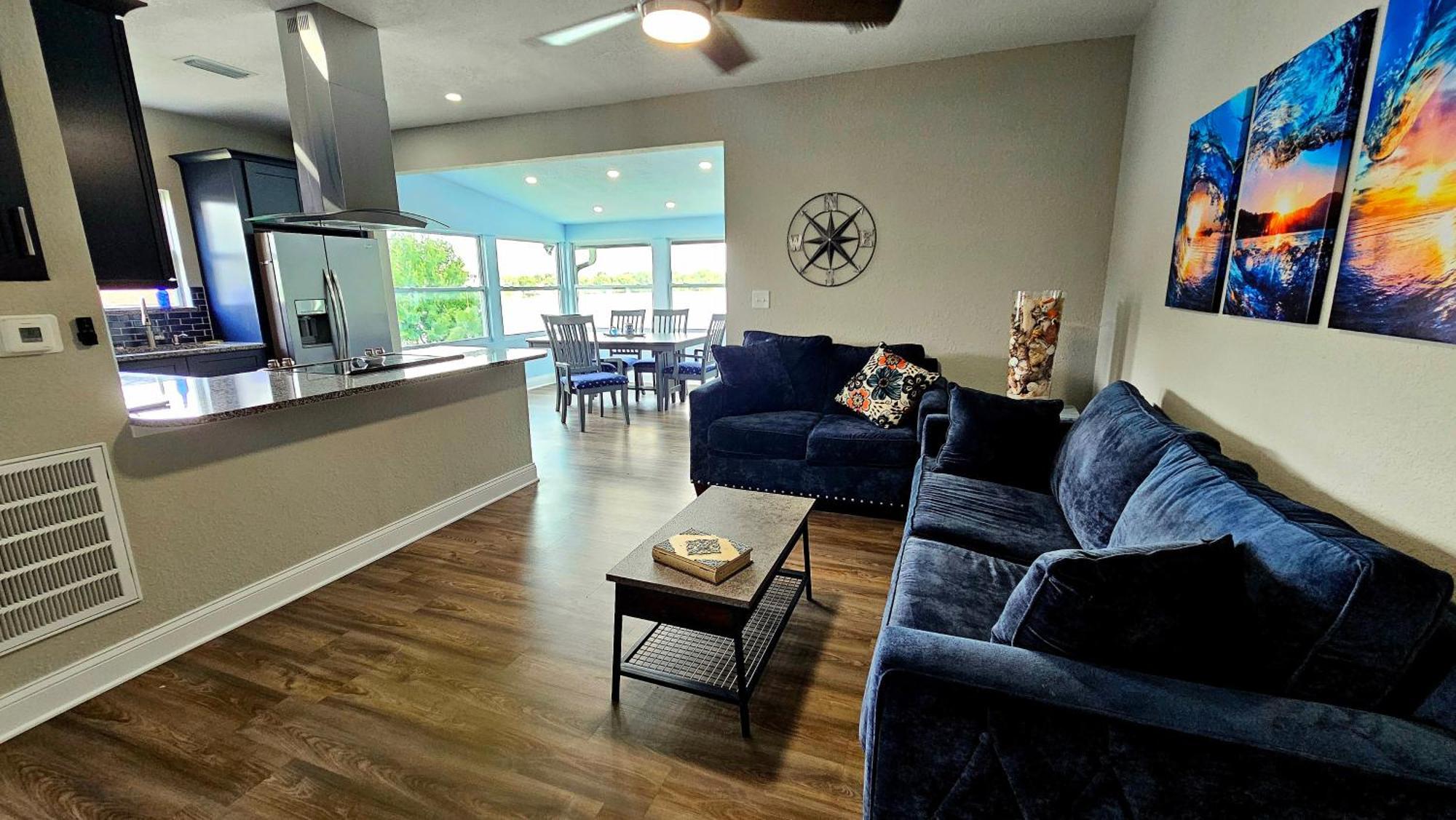 Lakeside Lofts At Martha